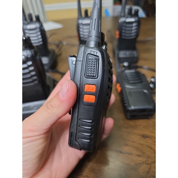 Pxton Walkie Talkie Long Range Two-Way Radio, 6 Walkie Talkie & 4 Charging Stand - Picture 4 of 16